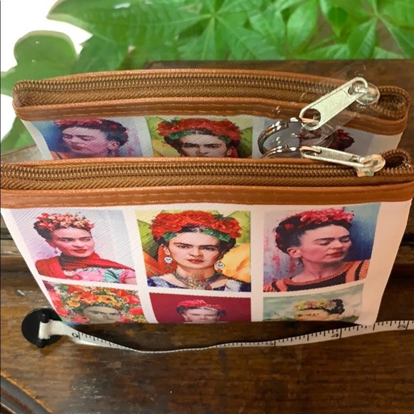 Frida Coin Purse with Keychain - Picture 3 of 6
